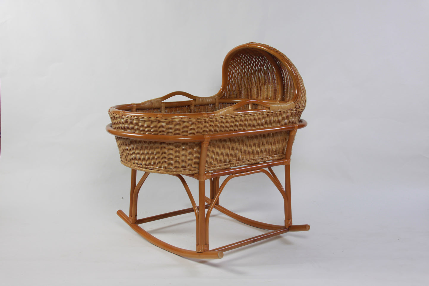 Zenyara Rattan Baby Bed ,Rocking Bed